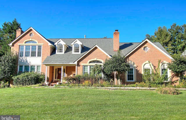 9710 MIDDLETON RIDGE ROAD photos photos