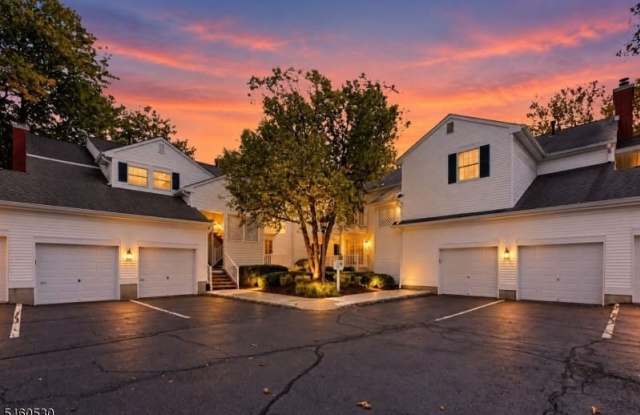 125 Smithfield Ct Gallery 2