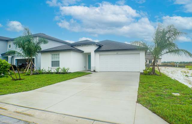 Brand New construction 4 beds 2 baths in North Fort Myers!! - 4110 Etna Court, North Fort Myers, FL 33917