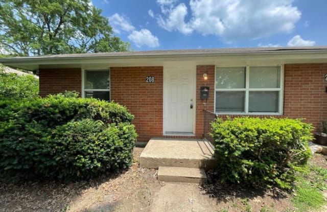 208 Southwest 6th Street - 208 Southwest 6th Street, Blue Springs, MO 64014