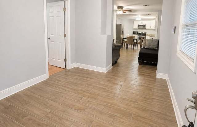 1166 Garibaldi Street SW Gallery 4