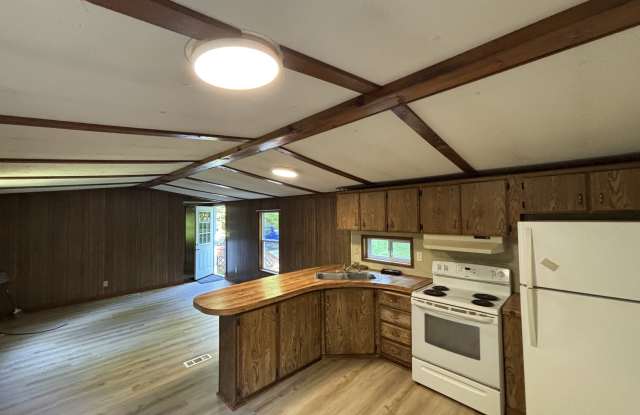 324 East Newport Road photos photos