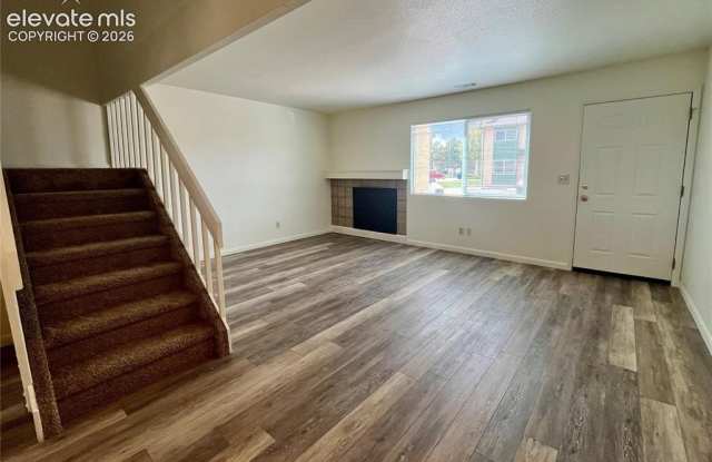 2433 Cherokee Park Place Gallery 3