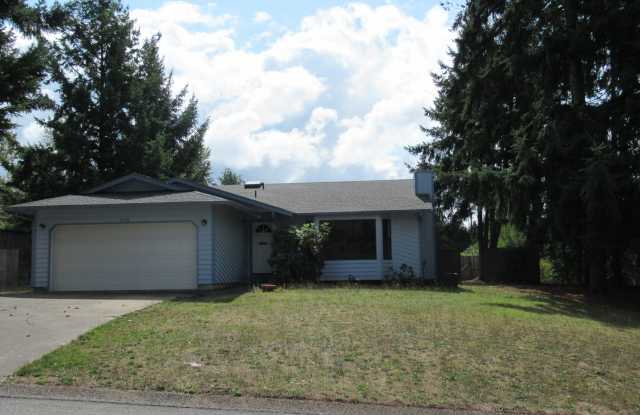APPROVED APPLICATION(S)-Light and bright 3 bedroom 2 bathroom rambler on corner lot in Puyallup photos photos