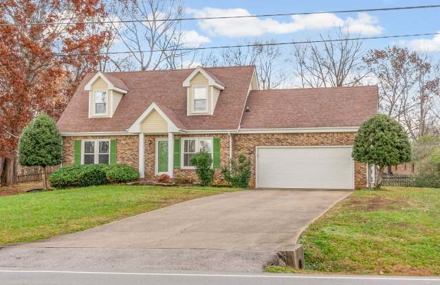 Pet Friendly in Sango! - 187 Old Farmers Road, Clarksville, TN 37043