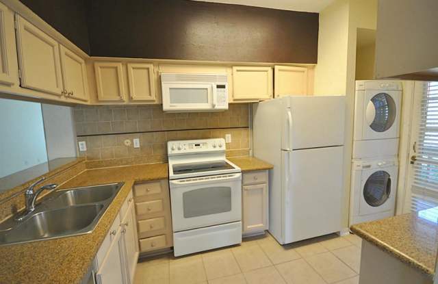 722 Bering Drive - 722 Bering Drive, Houston, TX 77057