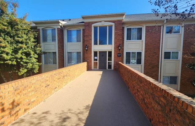 Lion's Head 2 Bedroom - 4487 Post Place, Nashville, TN 37205
