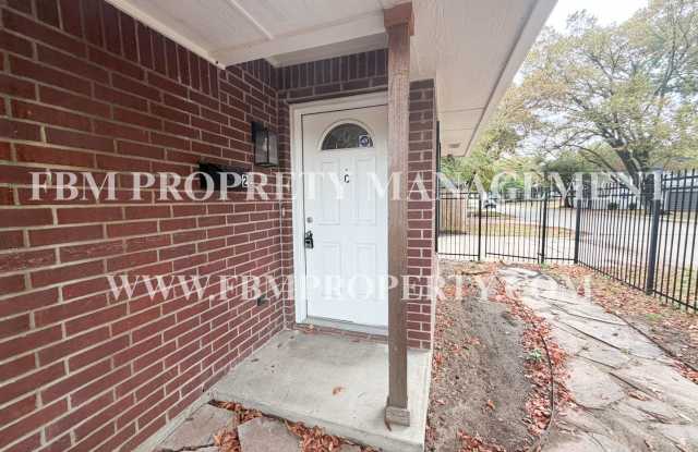 121 N 24th St, Unit 2 - Cozy 2 Bedroom, 1 Bathroom Duplex in Corsicana, TX! Gallery 1