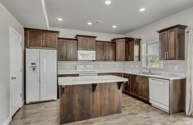 11891 Rushmore Park Lane Gallery 2