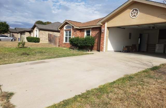 1121 Dixon Circle photos photos