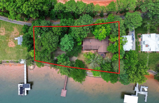 Boat slip and private dock 120 Stepaside Lane Gallery 4