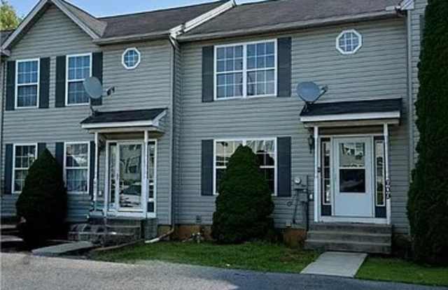 609 Abbe Ct photos photos