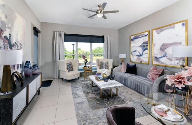 Xenia Apartments Gallery 2