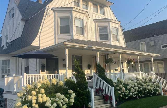 2502 Oberon Ave photos photos