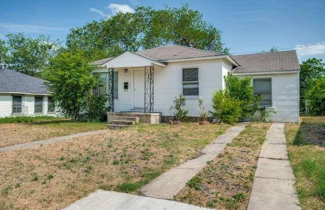 2 Bedroom w/ Additional Room in University Park! Gallery 3
