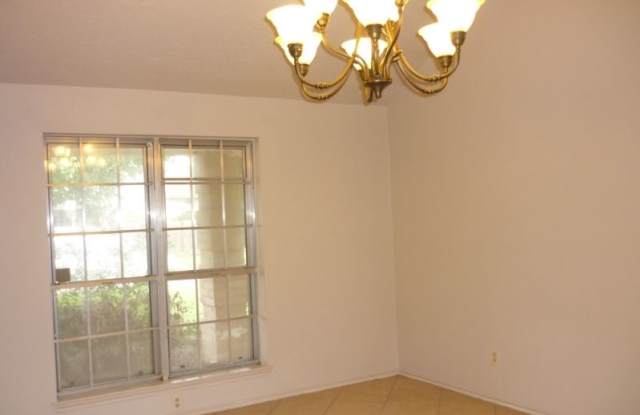 9907 Bent Spur Ln Gallery 3