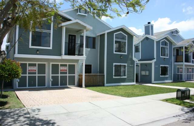 4349 Mcclintock Street photos photos