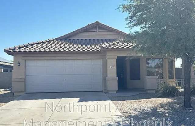 3-Bedroom,2 Bath Single Family for Rent in Goodyear,AZ | 2 Car Garage & Modern Kitchen Gallery 1