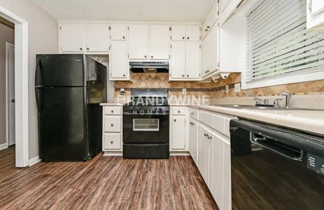 246 Northbridge Drive Gallery 4