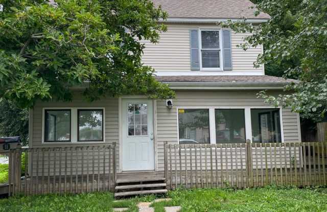 5 Bedroom Available November - 703 Park Avenue, Lafayette, IN 47904