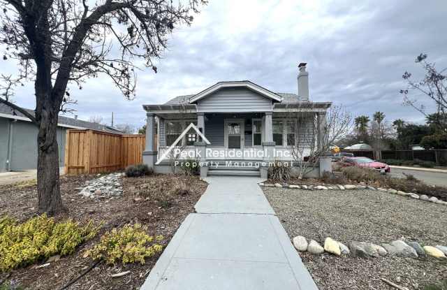 Charming Tahoe Park 2bd/1ba House photos photos