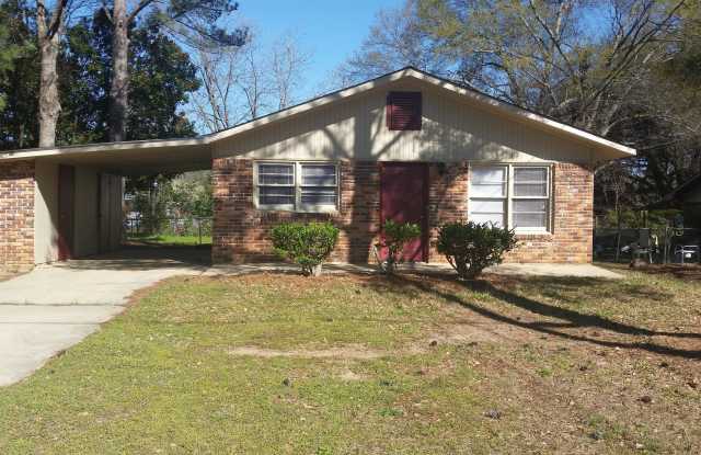 106 Victor Street - 106 Victor Road, Warner Robins, GA 31088
