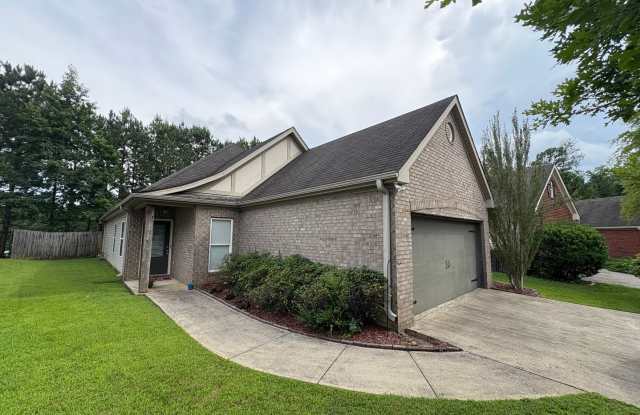 For Rent - 5259 Promenade Drive, Trussville, AL 35173 For Rent - 5259 Promenade Drive, Trussville, AL 35173