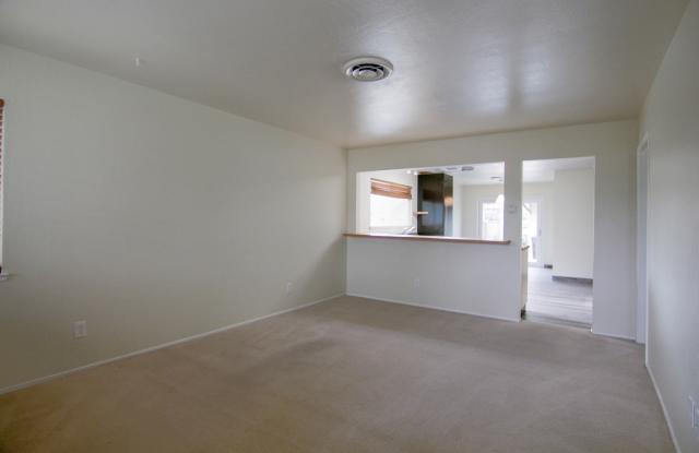 137 John Street - A Gallery 4