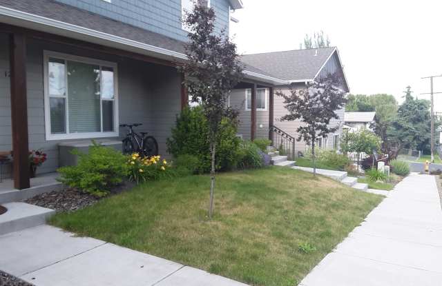 1220 East F Street - 1220 E F St, Moscow, ID 83843
