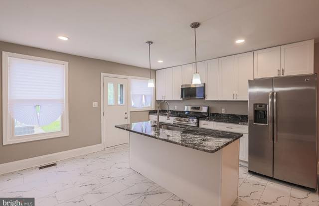 130 REEDBIRD Avenue photos photos