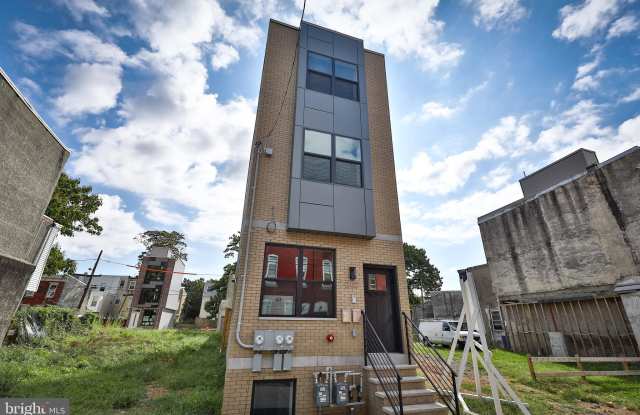 2127 N 9TH STREET - 2127 N 9th St, Philadelphia, PA 19122