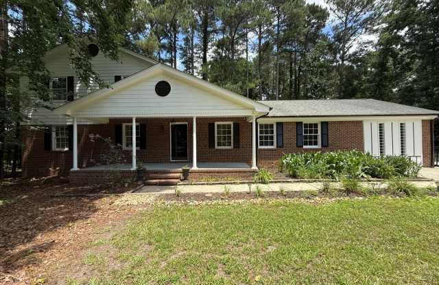 Stunning 3BD*, 4.5BA Clayton Home on a 0.77 Acre Lot with Modern Updates photos photos