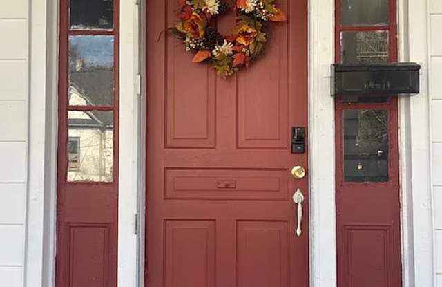 409 Hammond Street Gallery 4