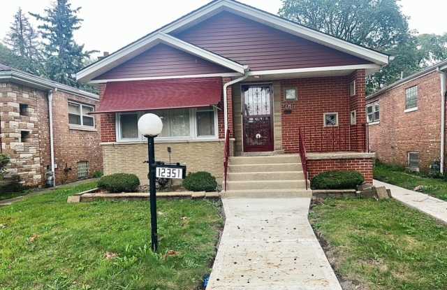 12351 S Union Avenue photos photos