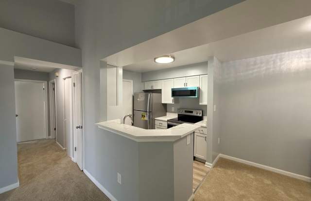 6921 VICTORIA Drive unit: I photos photos