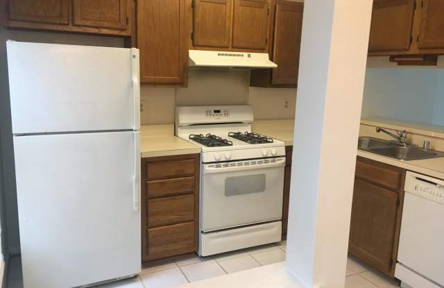 6608 MORNING VIEW COURT Gallery 2