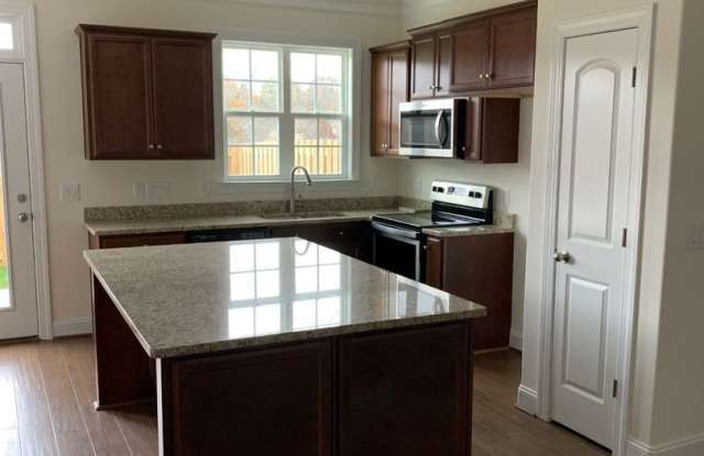 5170 Farm House Trail Gallery 4