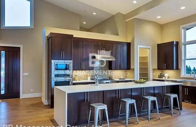 14837 NW Red Cedar Court Gallery 3