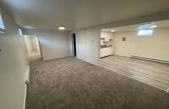 Sharp 8-Unit Gallery 4