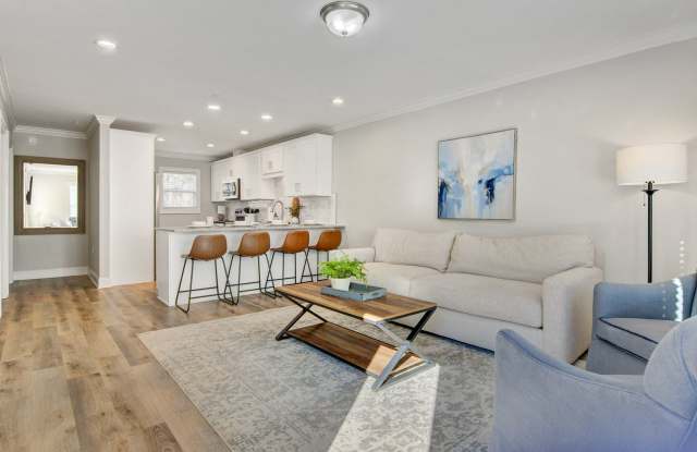 Modern 2-Bed, 2-Bath Single-Level Townhome in Conover – Pet-Friendly Community! photos photos Modern 2-Bed, 2-Bath Single-Level Townhome in Conover – Pet-Friendly Community! photos photos