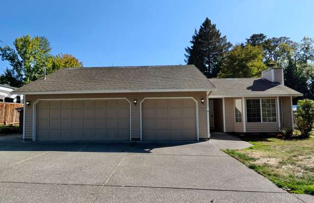 Charming 3-Bed, 2-Bath Single-Level Home with 3-Car Garage in an Excellent Location in Tigard! photos photos