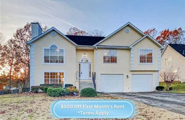 982 Forest Gln Gallery 1