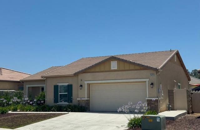 Beautiful Single Story House in New community - Big backyard - Community Sports parks - 26423 Rediron Court, Menifee, CA 92584