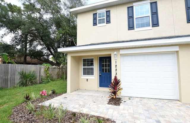 3-bedroom, 2.5-bathroom townhome by UCF photos photos