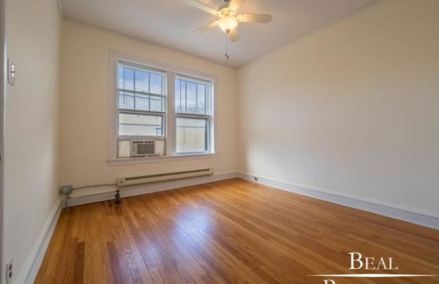 1121 W Oakdale - 1121 West Oakdale Avenue, Chicago, IL 60657