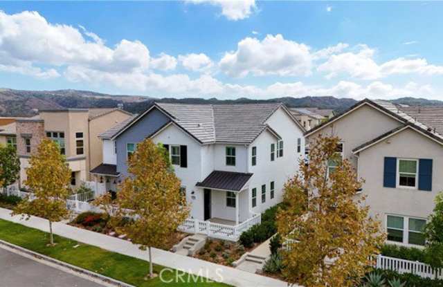1201 Brush Creek Gallery 1