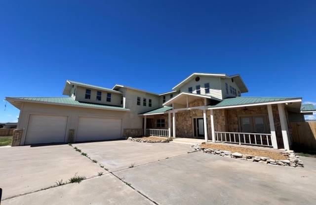 101 Captain Lee photos photos