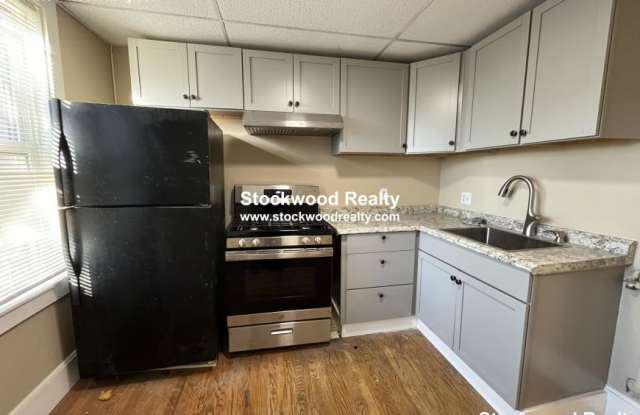 933 Dorchester Ave. photos photos