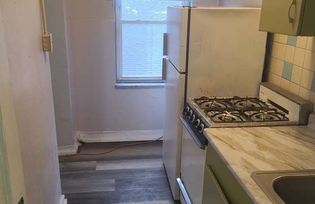2344 Prospect Avenue East Gallery 4