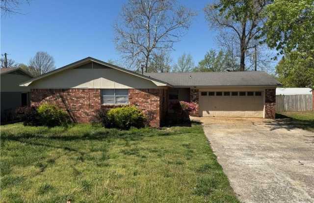 328 Rodric  CIR photos photos